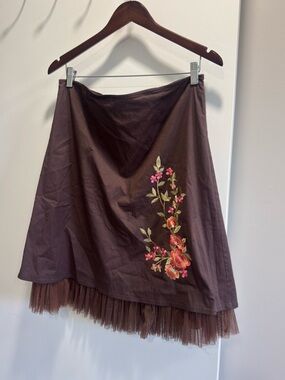 VTG Fashion Bug Y2K Brown Embroidered Floral Mesh Hem Skirt
